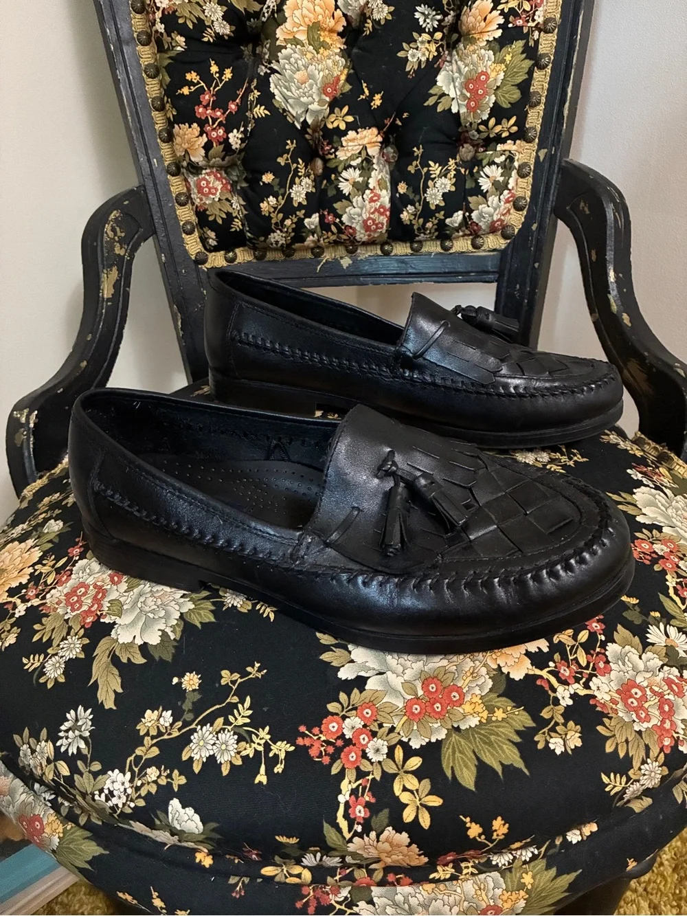 Giorgio Brutini “Naples” Black Woven Tassel Leather Loafers